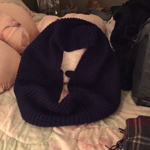 Crochet scarf